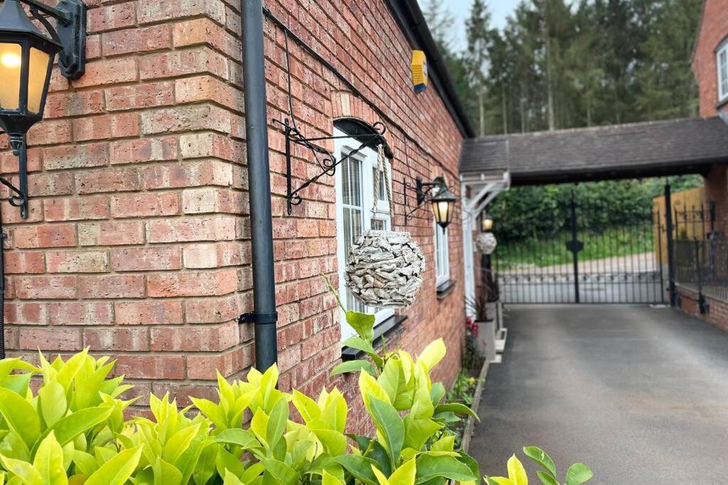 Adorable 2 Bedroom Countryside Guesthouse Broome  Exteriör bild